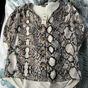 snake skin short sleeve NEW